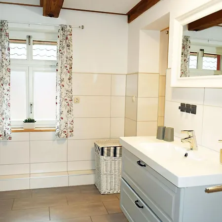 Bauernkaten Mit Terrasse Und Kamin Bei Stahlbrode *