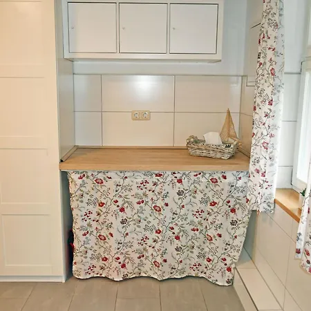 منزل للإقامة Bauernkaten Mit Terrasse Und Kamin Bei Stahlbrode