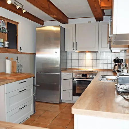 Bauernkaten Mit Terrasse Und Kamin Bei Stahlbrode منزل للإقامة Falkenhagen (Mecklenburg-Vorpommern)