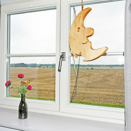 Bauernkaten Mit Terrasse Und Kamin Bei Stahlbrode