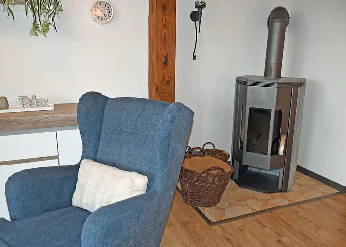 Проживание в семье Bauernkaten Mit Terrasse Und Kamin Bei Stahlbrode Falkenhagen (Mecklenburg-Vorpommern)